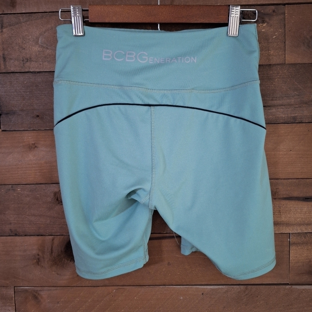 BCBG Generation Seafoam Green Biker Shorts w/ Pocket SZ M - Picture 3 of 5